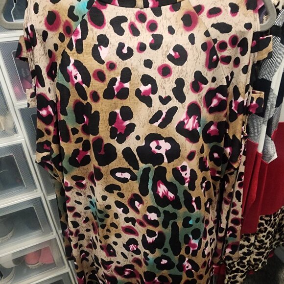 Colorful leopard blouse - Picture 6 of 8